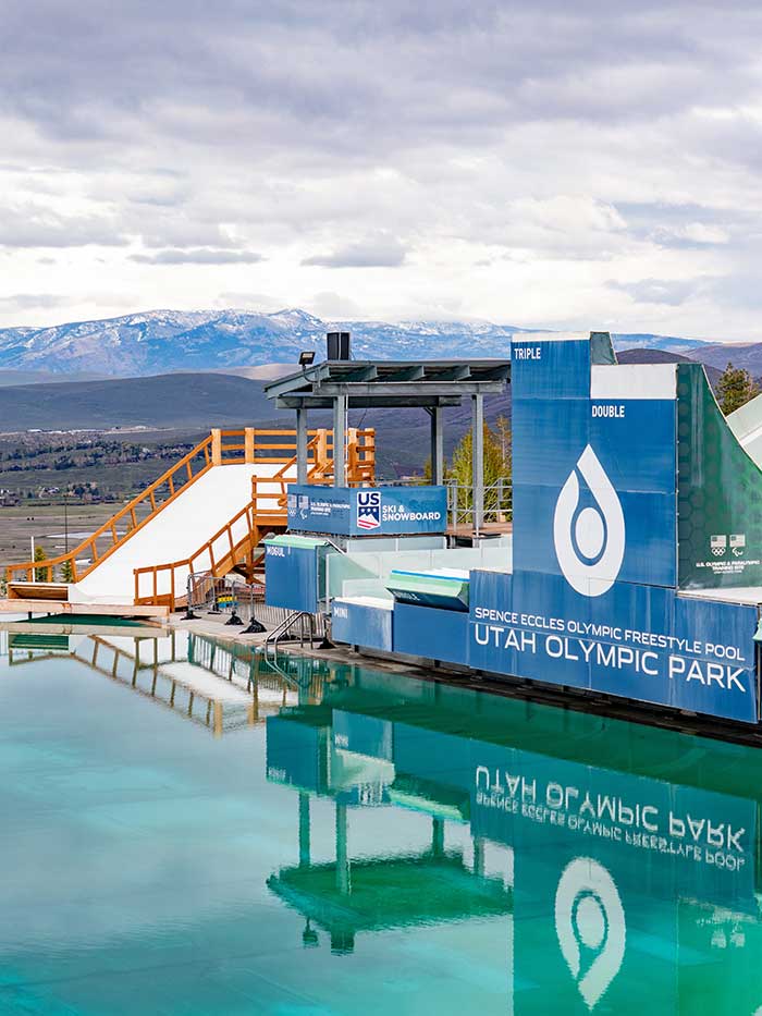 Gold Medal entertaining tour with wine in Park City Utah